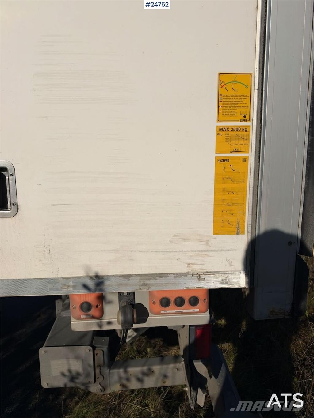 Scania R450 6x2 Box truck - Full side opening Skapbiler