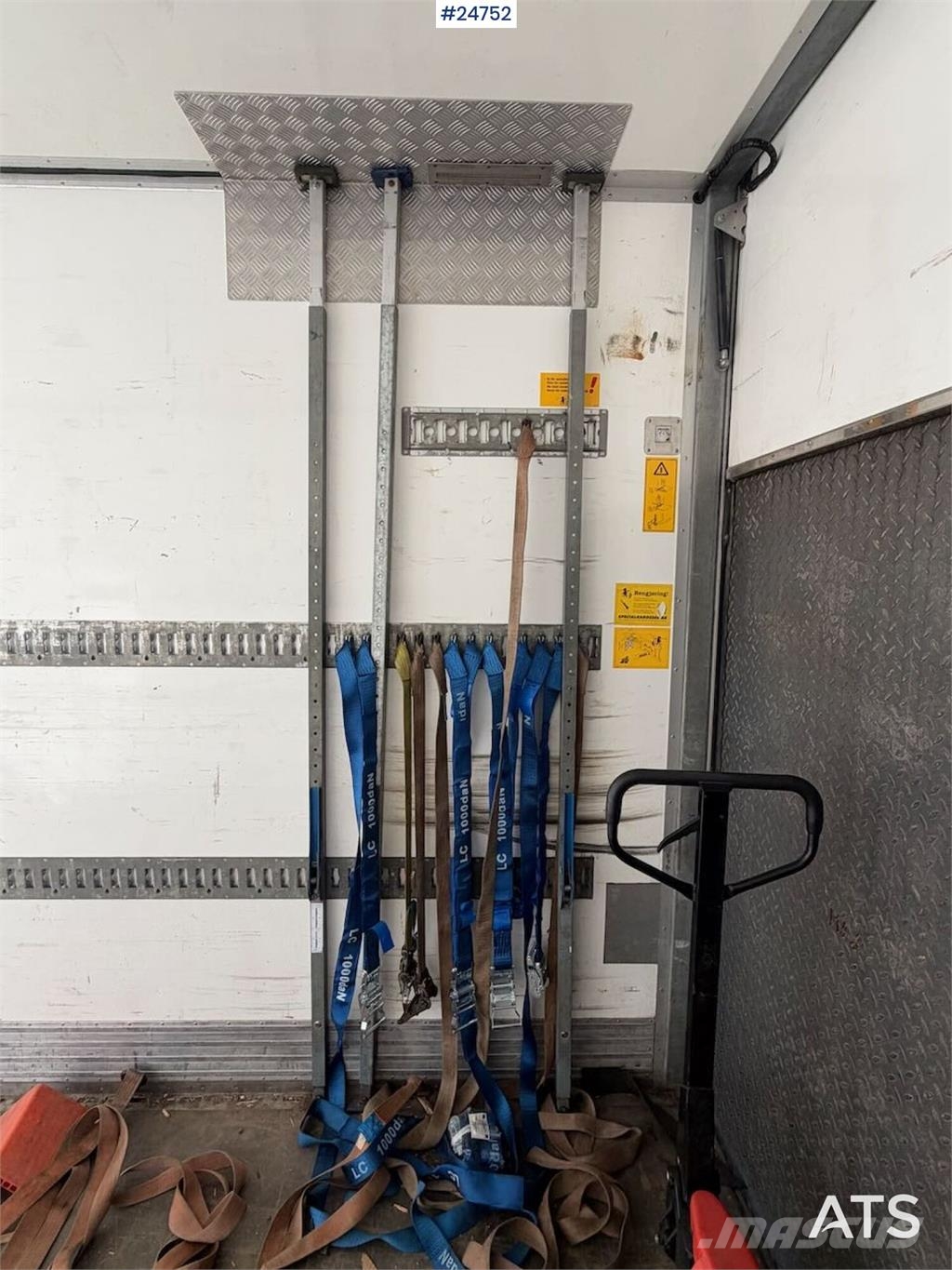 Scania R450 6x2 Box truck - Full side opening Skapbiler
