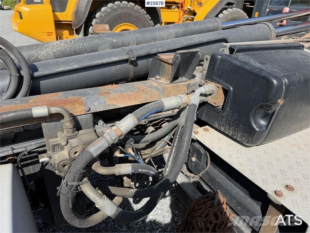 Scania R480 6x2 hook truck w/ crane hydraulics and replac Camiones elevadores de gancho