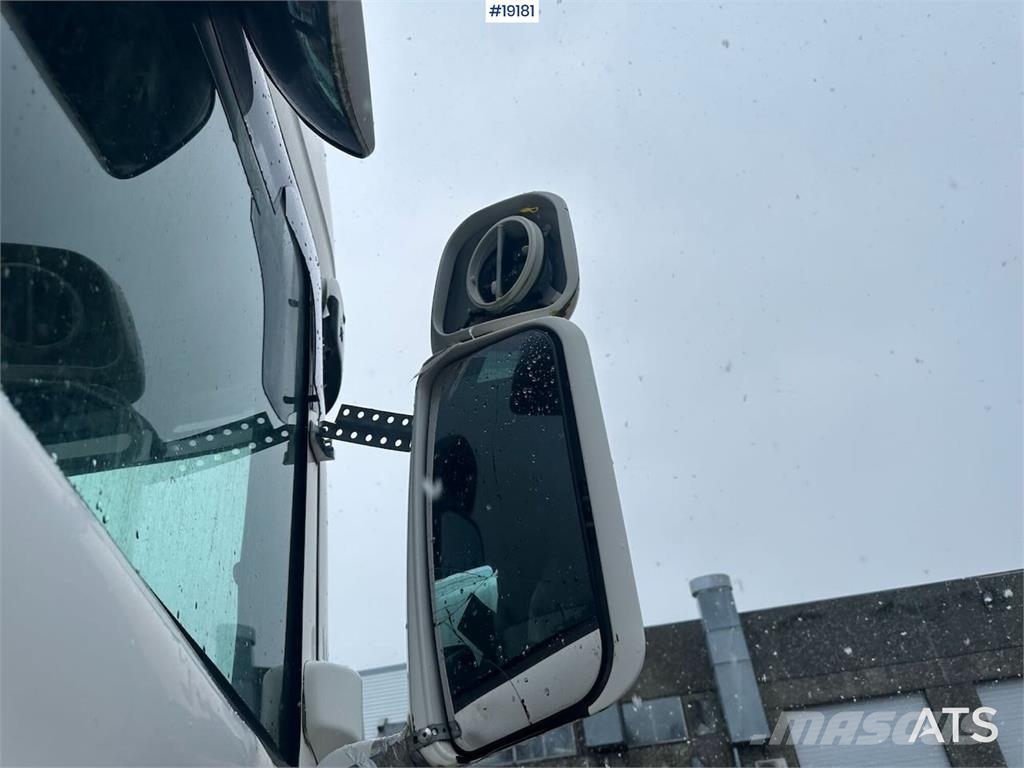 Scania R480 6x2 w/ Zepro lift. Rep. object. Camiones con chasís y cabina