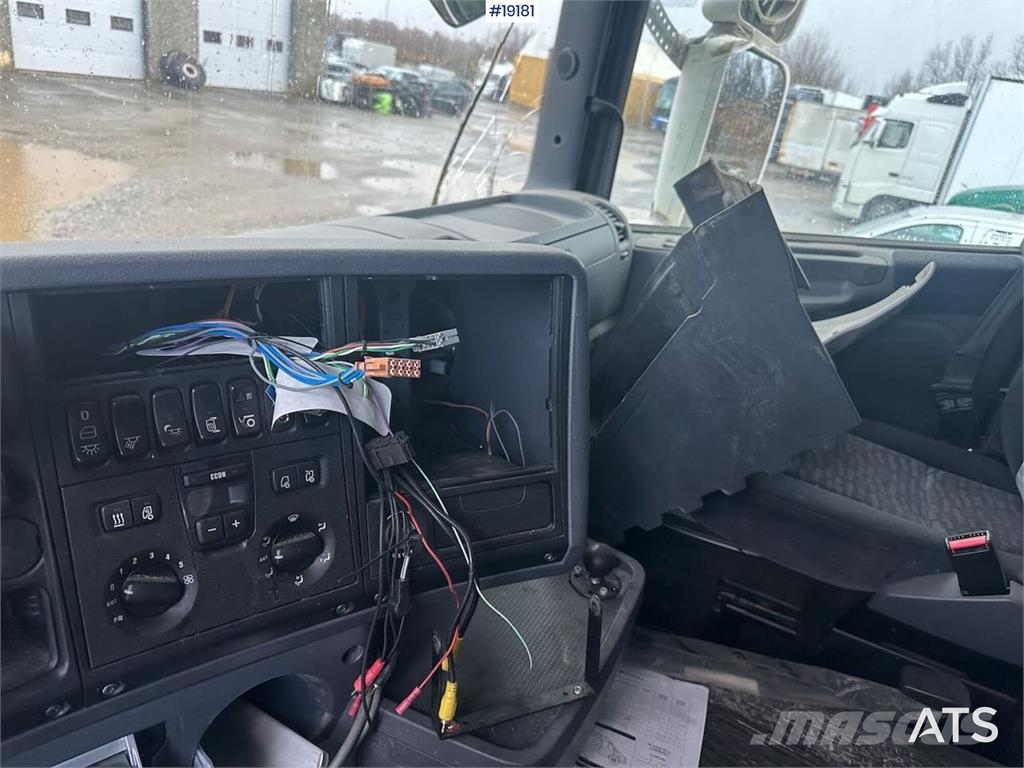 Scania R480 6x2 w/ Zepro lift. Rep. object. Camiones con chasís y cabina
