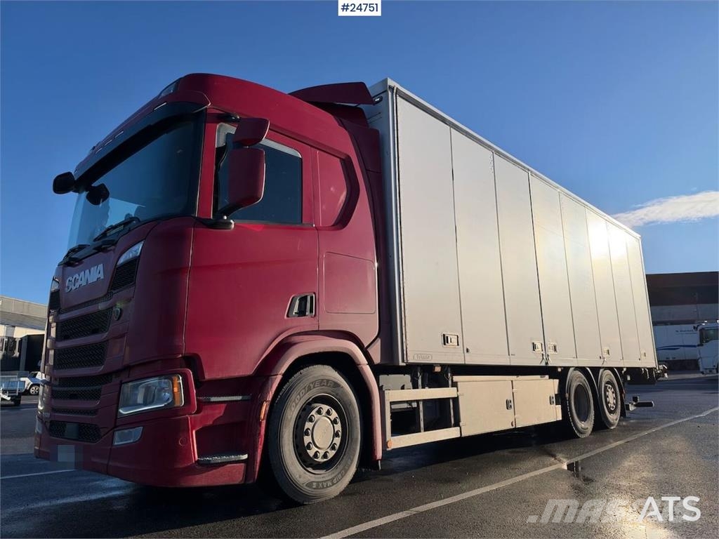 Scania R500 6x2 Box truck - Hiab 13 t/m crane Caminhões baú