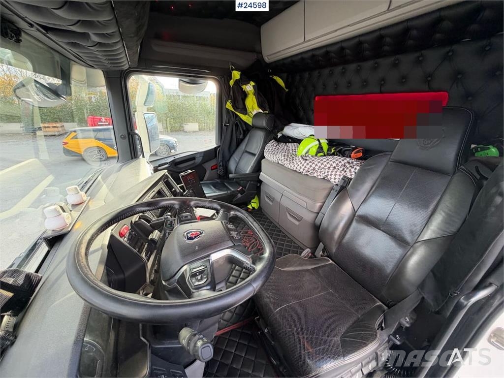 Scania R500 8x2 Crane truck – HMF 7020 with jib and winch Autojeřáby, hydraulické ruky
