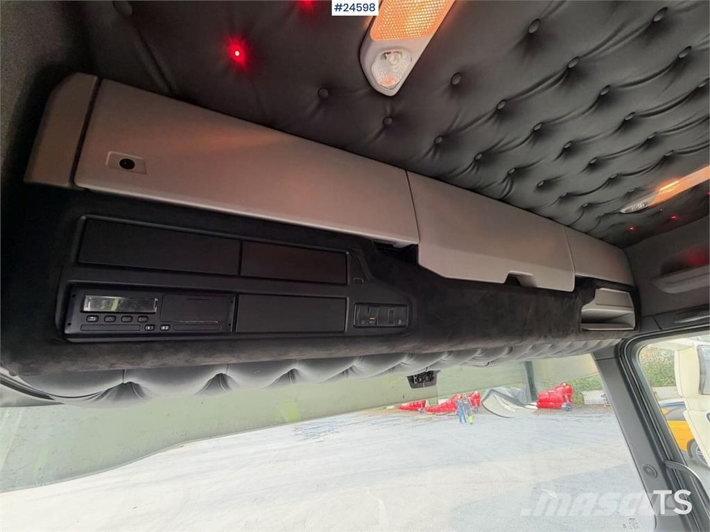 Scania R500 8x2 Crane truck – HMF 7020 with jib and winch Autojeřáby, hydraulické ruky