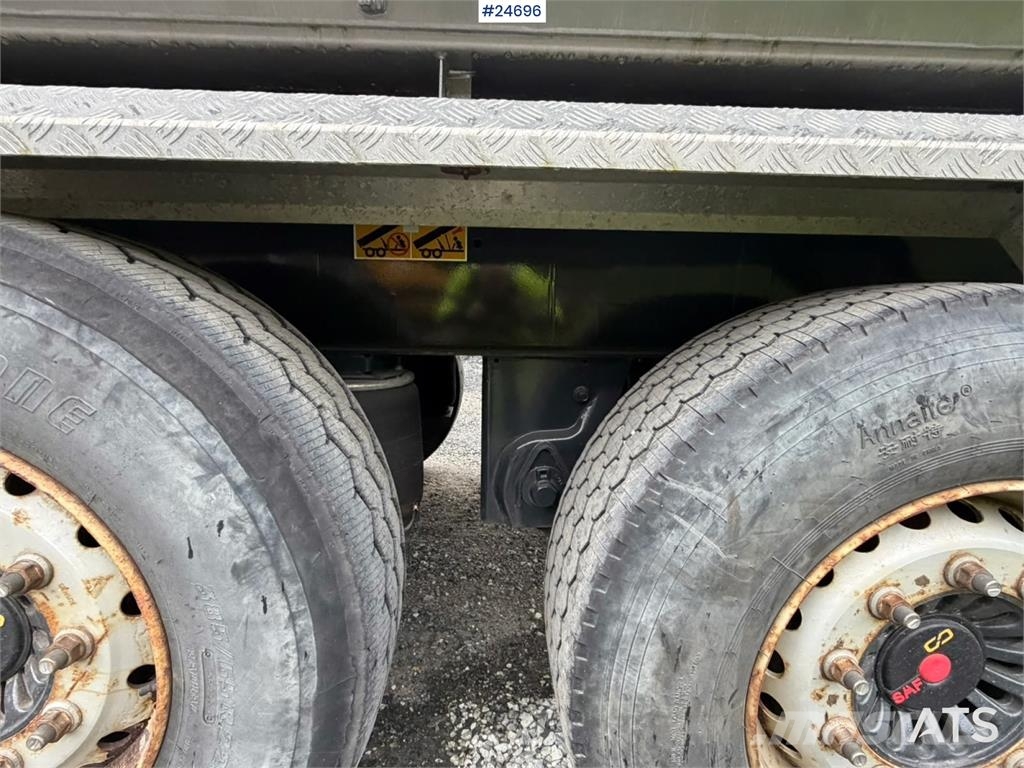 Scania R500 8x4 tipper truck with 2-axle Istrail tipping  Tippbil