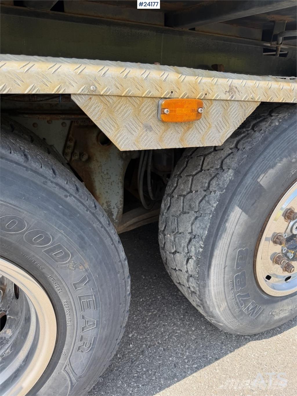 Scania R500 Tridem Hooklift – Without Body شاحنات الرافعات الخطافية