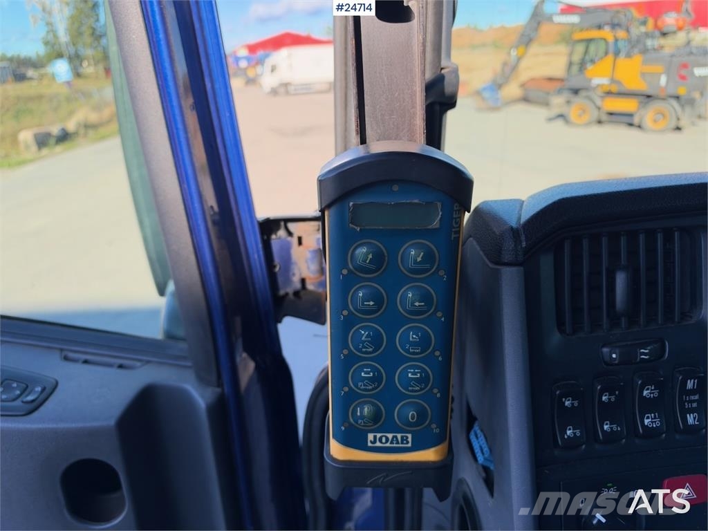 Scania R520 6x4 Hooklift Truck with JOAB Body WATCH VIDEO Rol kiper kamioni sa kukom za podizanje tereta