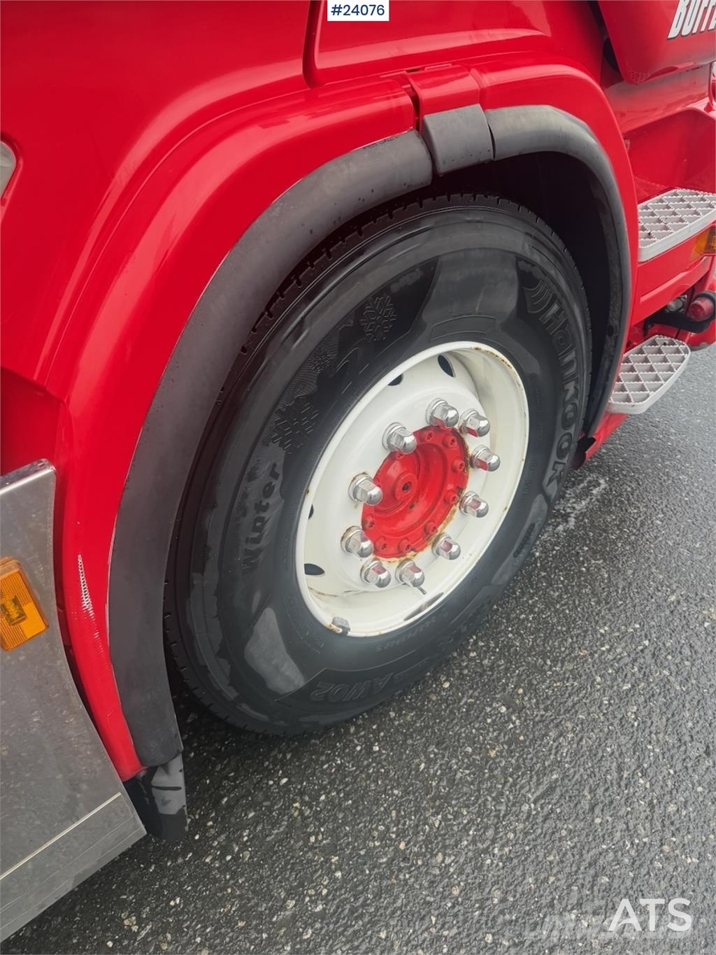 Scania R560 6x4 Tractor Unit. Truck Mounted Attenuator NO وحدات الجر