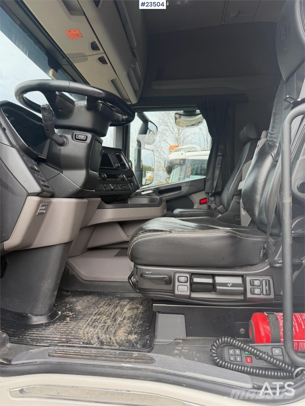 Scania R580 6x2 Chassis Camiones con chasís y cabina