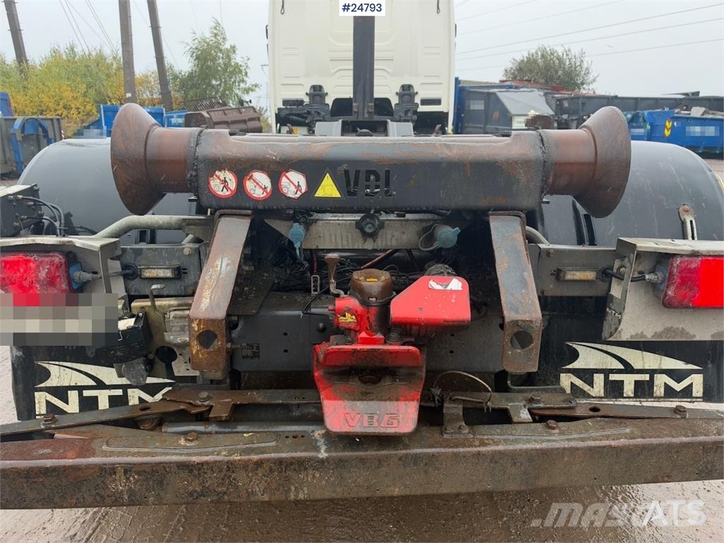 Scania R580 6x2 Hookloader – NTM bodywork アームロール
