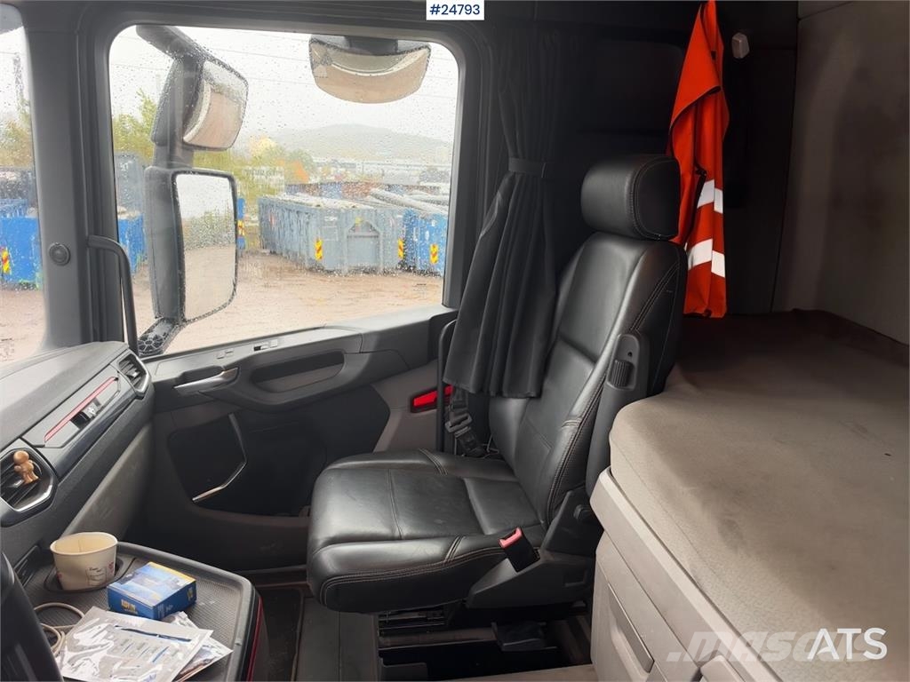Scania R580 6x2 Hookloader – NTM bodywork Camion con gancio di sollevamento