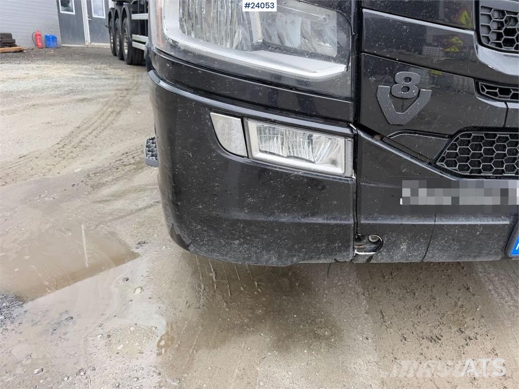 Scania R580 6x2 tractor unit w/ tipping hydraulics and ne Vetopöytäautot