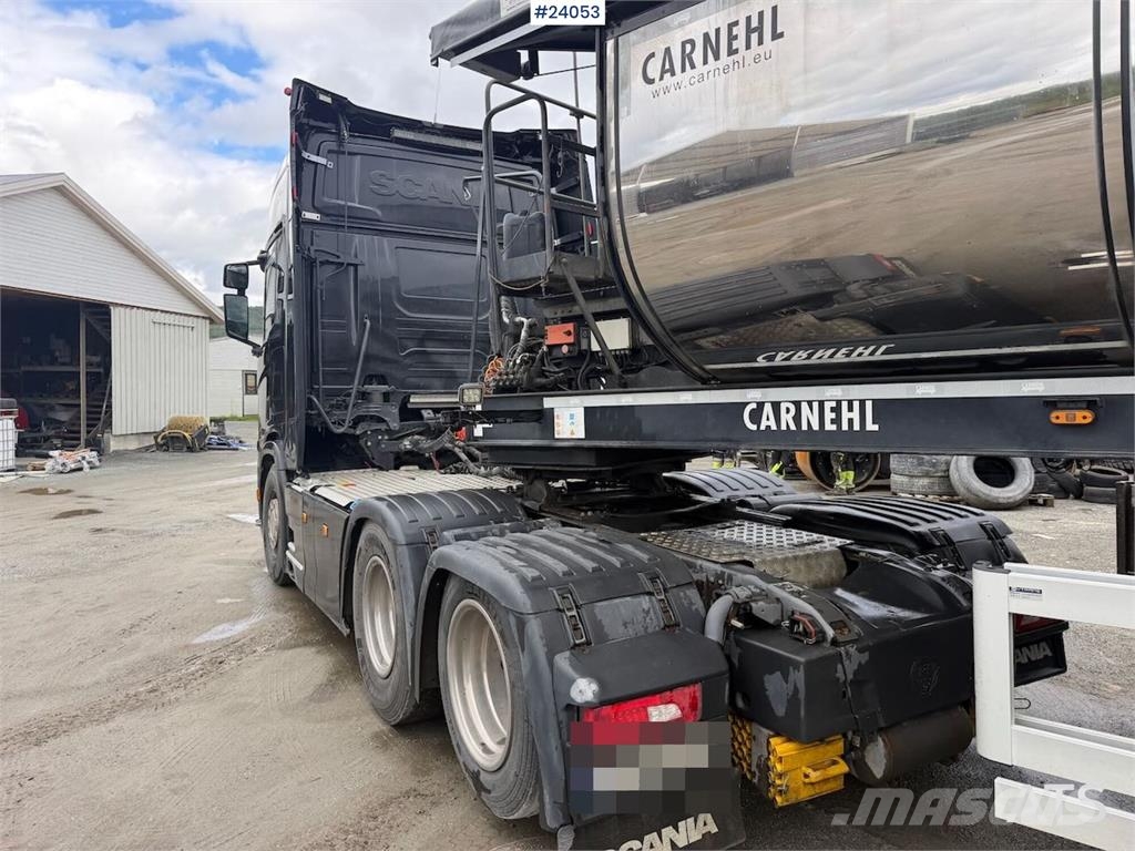 Scania R580 6x2 tractor unit w/ tipping hydraulics and ne Vetopöytäautot