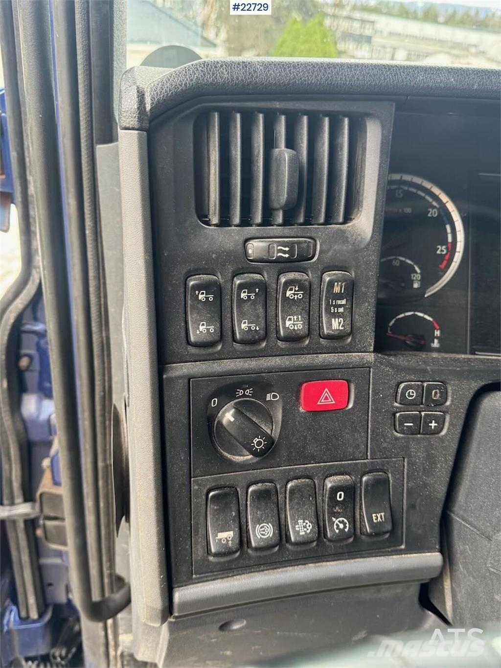Scania R580 8x2 crane truck – 80 t/m Fassi crane with jib Kraanaga veokid