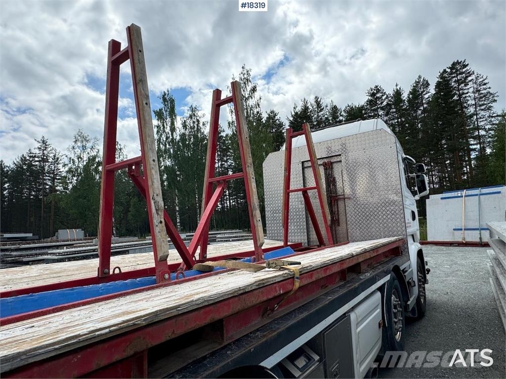 Scania R580 8x2 flatbed truck Camiones de cama baja