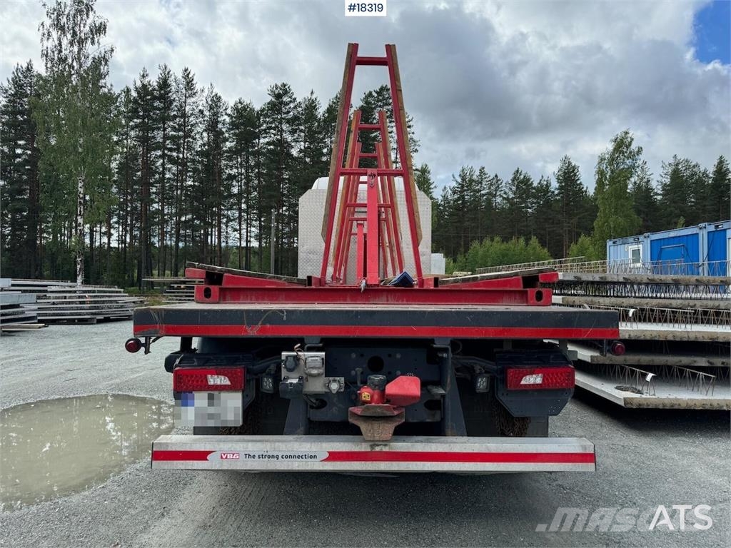 Scania R580 8x2 flatbed truck Camiones de cama baja