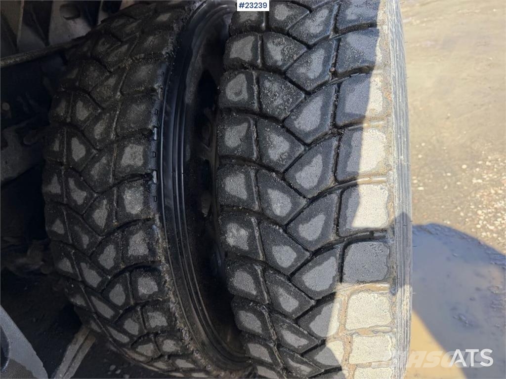 Scania R580 8x4 combi truck w/ new retarder, turntable an Camiones bañeras basculantes o volquetes