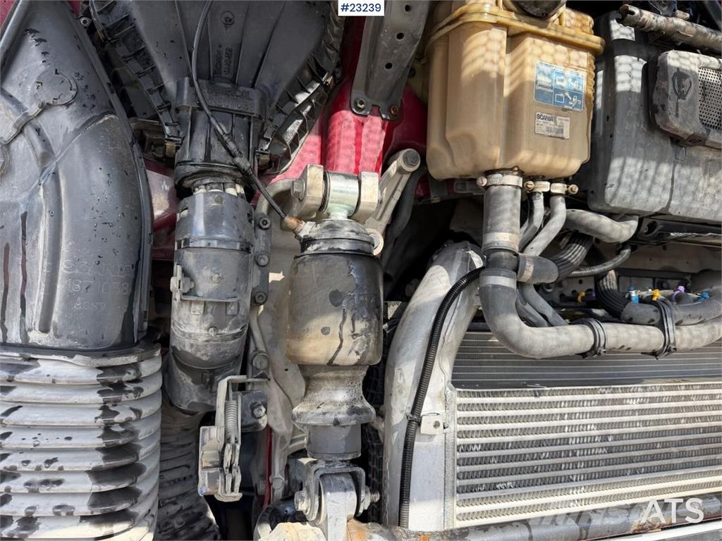 Scania R580 8x4 combi truck w/ new retarder, turntable an Camiones bañeras basculantes o volquetes