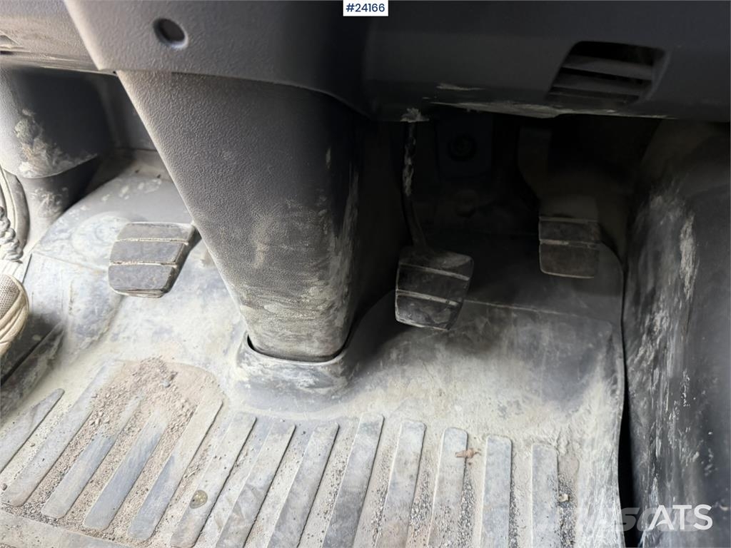 Scania R580 tanker truck repair object with a 3-compartme Camiones cisterna