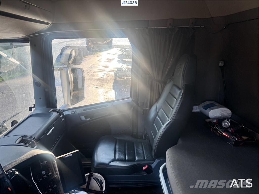 Scania R580 Tipper Truck with Snow Plow Equipment – Euro Camiones bañeras basculantes o volquetes