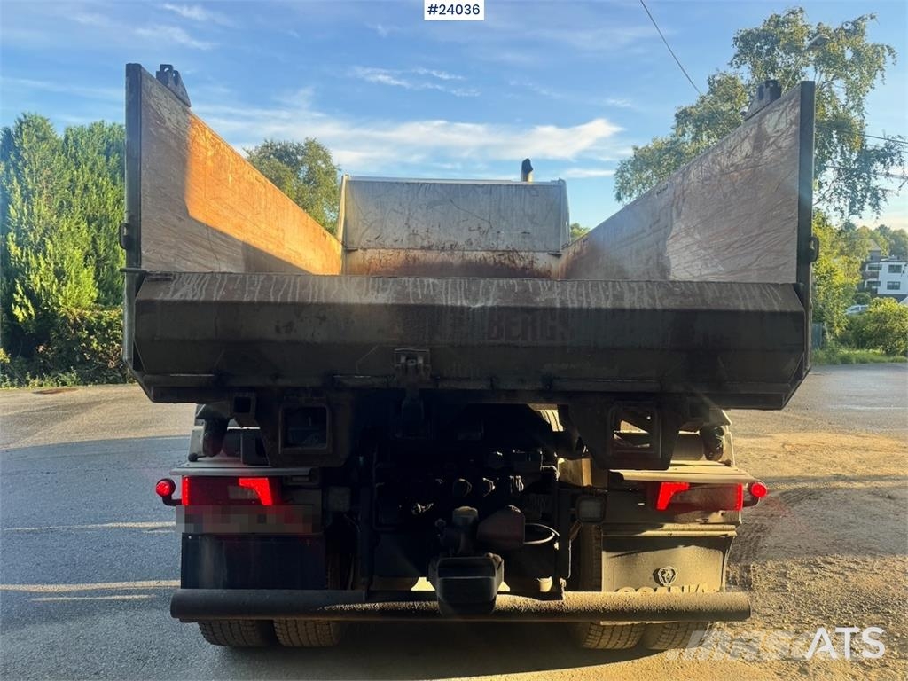 Scania R580 Tipper Truck with Snow Plow Equipment – Euro Camiones bañeras basculantes o volquetes