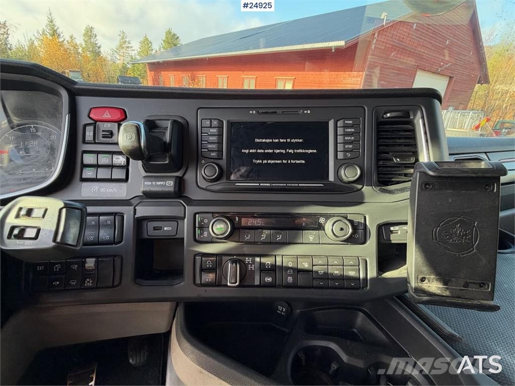Scania R650 6x4 Timber truck – Palfinger M110L crane Miškovežių vilkikai