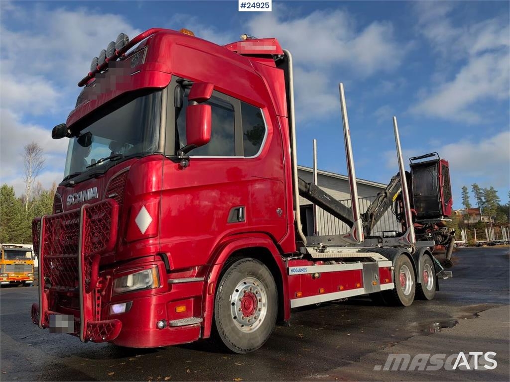 Scania R650 6x4 Timber truck – Palfinger M110L crane Miškovežių vilkikai