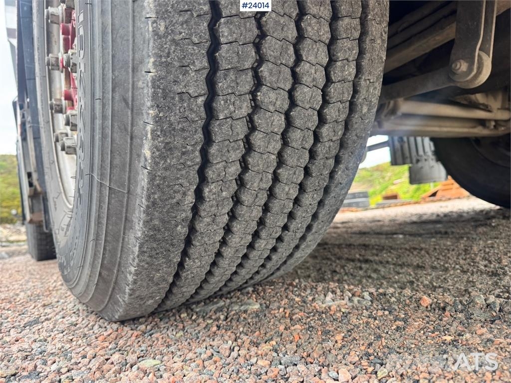 Scania R650 6x4 Tractor Unit with Maur Tipping Semi-Trail Vetopöytäautot