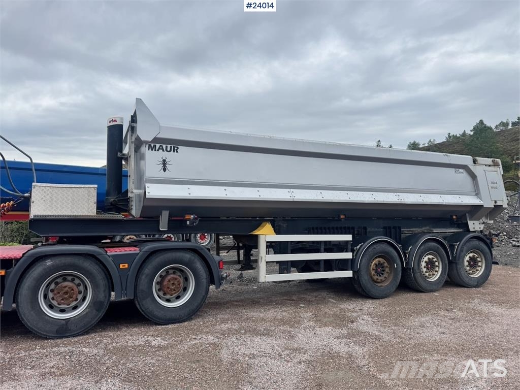 Scania R650 6x4 Tractor Unit with Maur Tipping Semi-Trail Vetopöytäautot