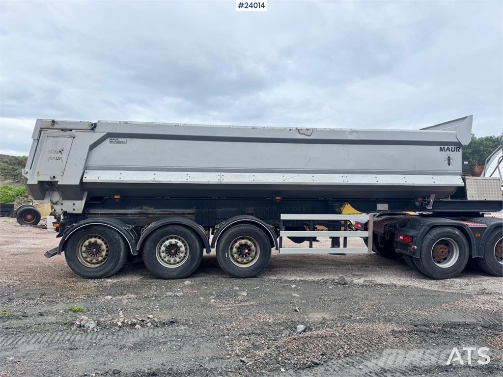 Scania R650 6x4 Tractor Unit with Maur Tipping Semi-Trail Vetopöytäautot