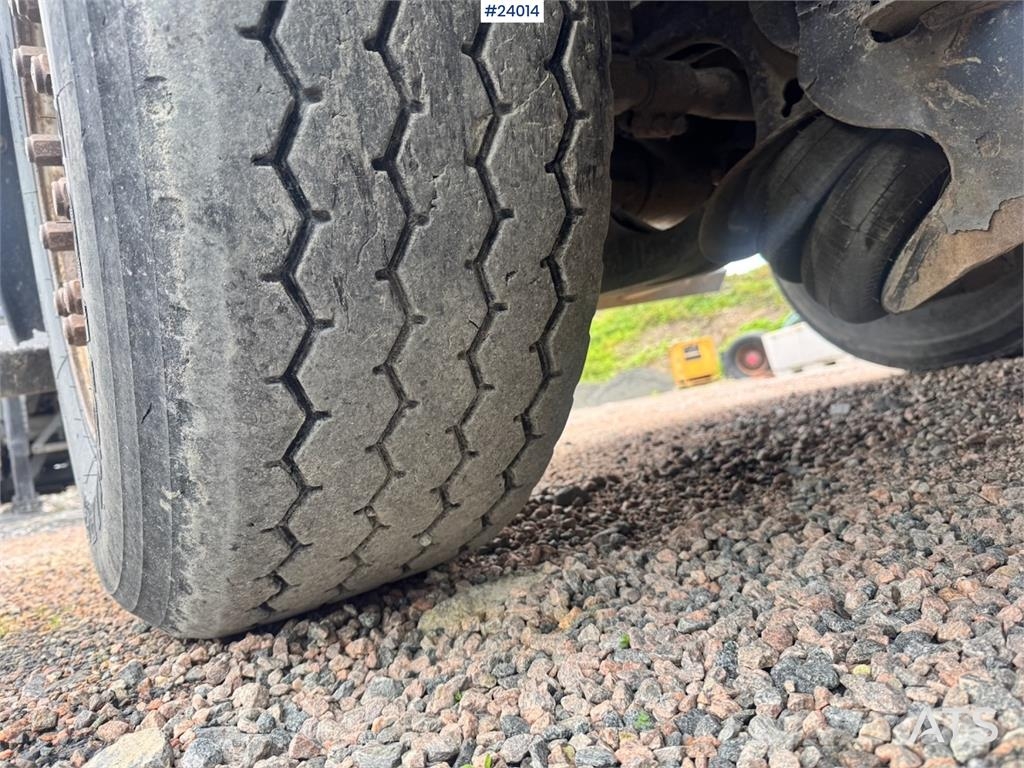 Scania R650 6x4 Tractor Unit with Maur Tipping Semi-Trail Vetopöytäautot