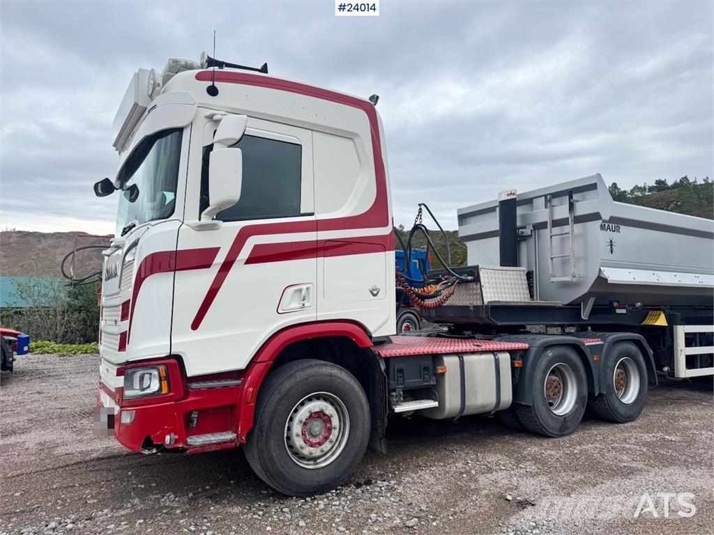 Scania R650 6x4 Tractor Unit with Maur Tipping Semi-Trail Vetopöytäautot