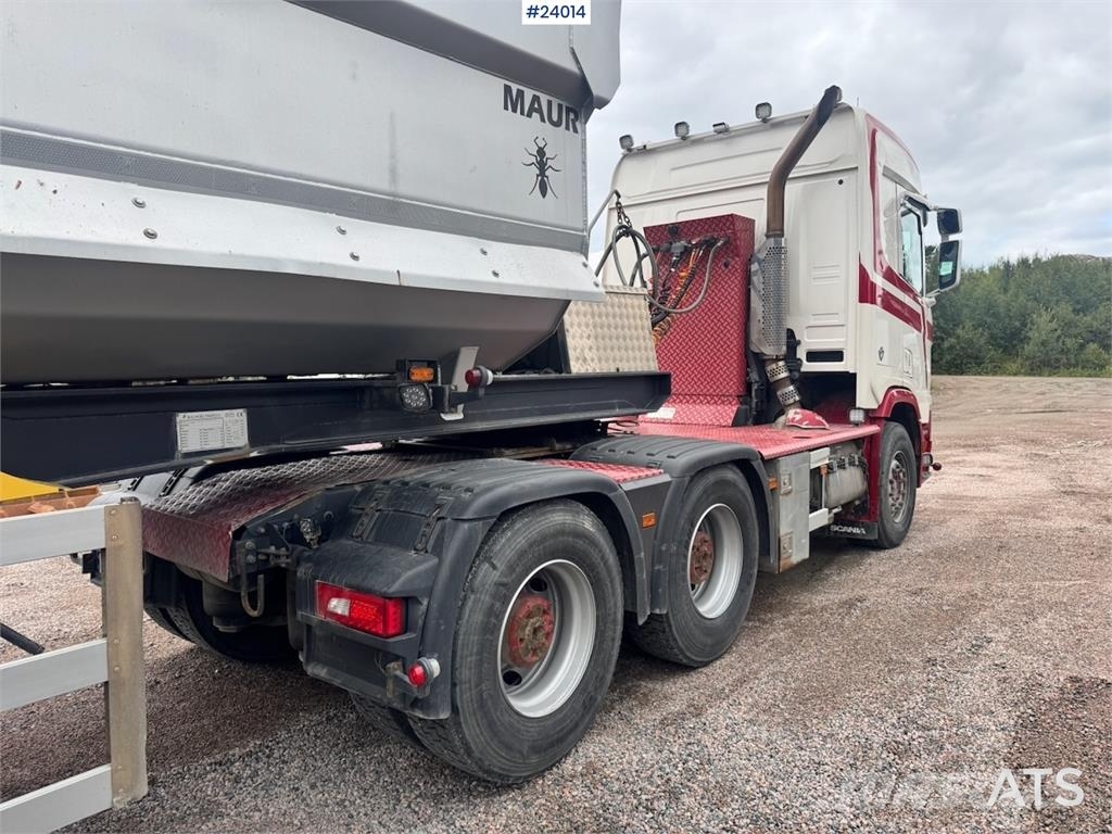 Scania R650 6x4 Tractor Unit with Maur Tipping Semi-Trail Vetopöytäautot