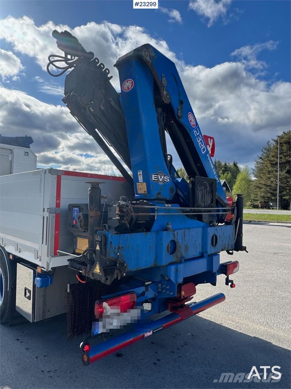 Scania R660 6x4 flatbed truck with rear-mounted 23 tonne- Camiones grúa