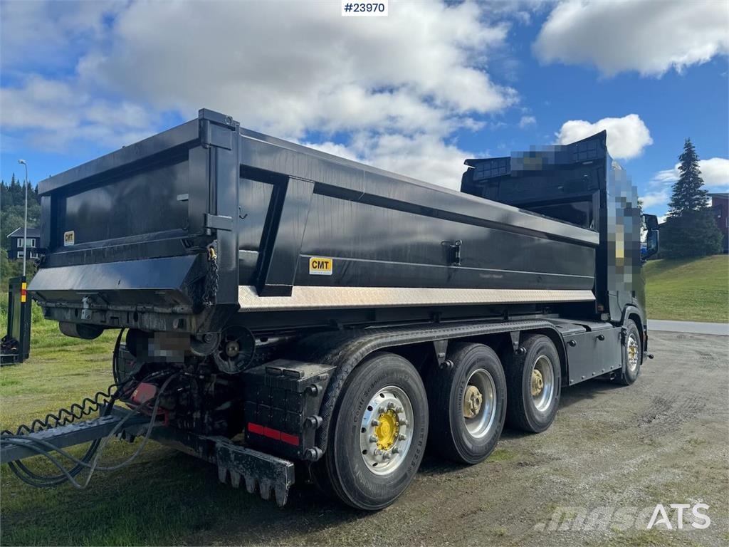 Scania R660 Tridem Hooklift Truck with Snow Plough Equipm Horgos rakodó teherautók