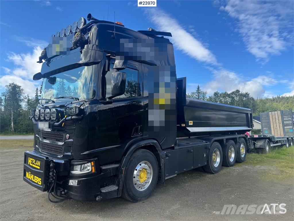 Scania R660 Tridem Hooklift Truck with Snow Plough Equipm Horgos rakodó teherautók