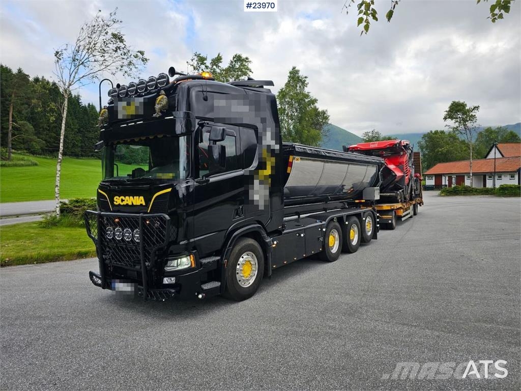 Scania R660 Tridem Hooklift Truck with Snow Plough Equipm Horgos rakodó teherautók