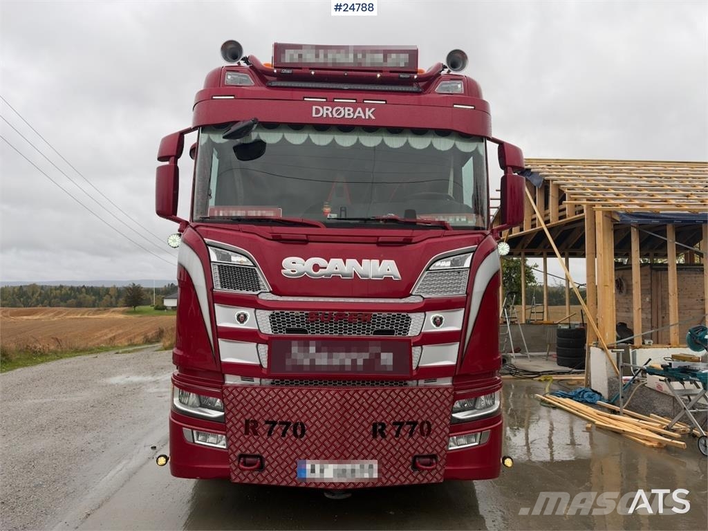 Scania R770 شاحنات الرافعات