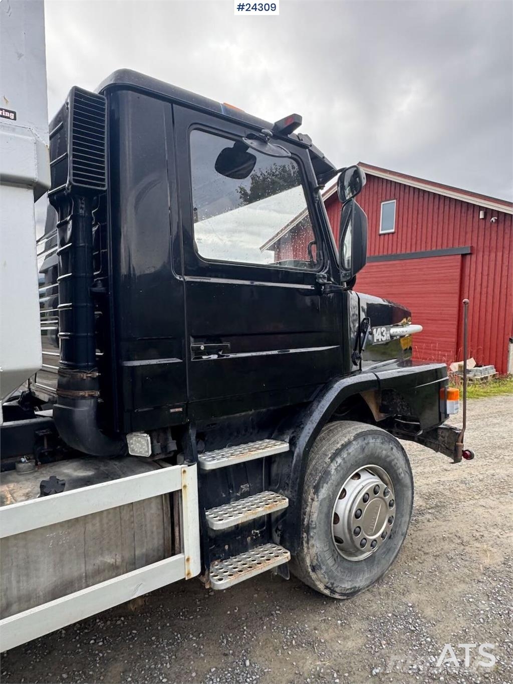 Scania T143 Cab-Over Truck – Veteran Camiones bañeras basculantes o volquetes