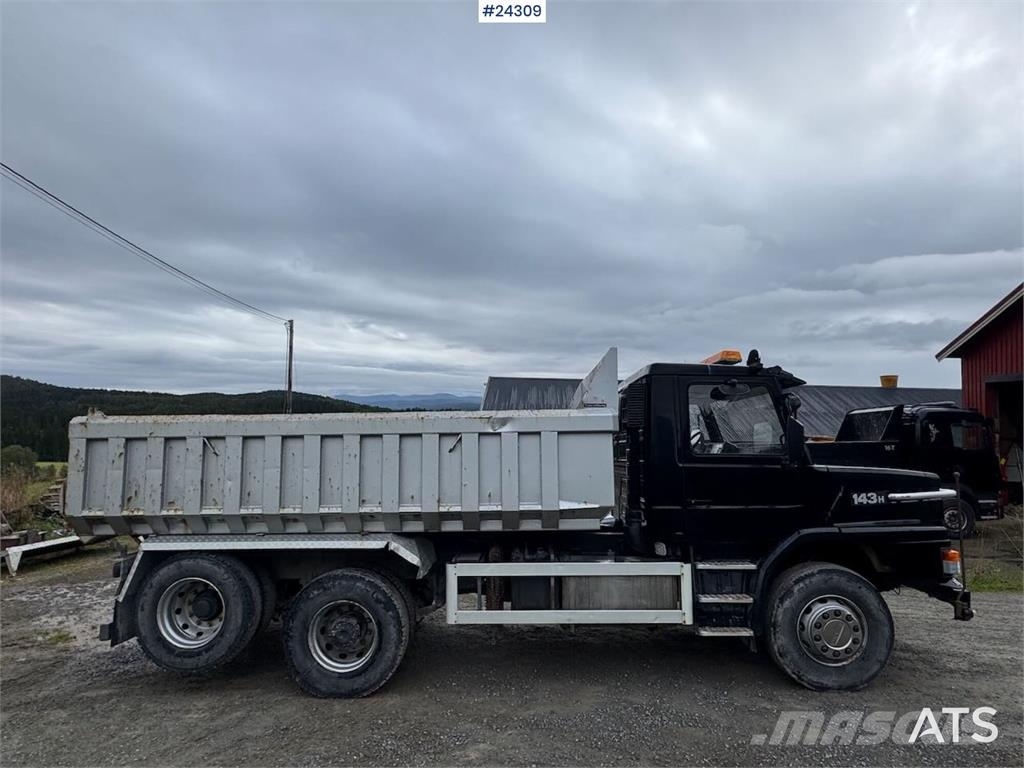 Scania T143 Cab-Over Truck – Veteran Camiones bañeras basculantes o volquetes