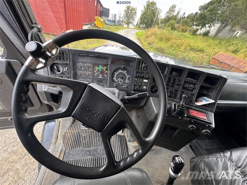 Scania T143 Cab-Over Truck – Veteran Camiones bañeras basculantes o volquetes