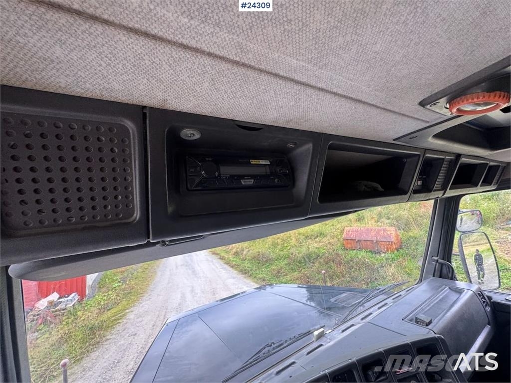Scania T143 Cab-Over Truck – Veteran Camiones bañeras basculantes o volquetes