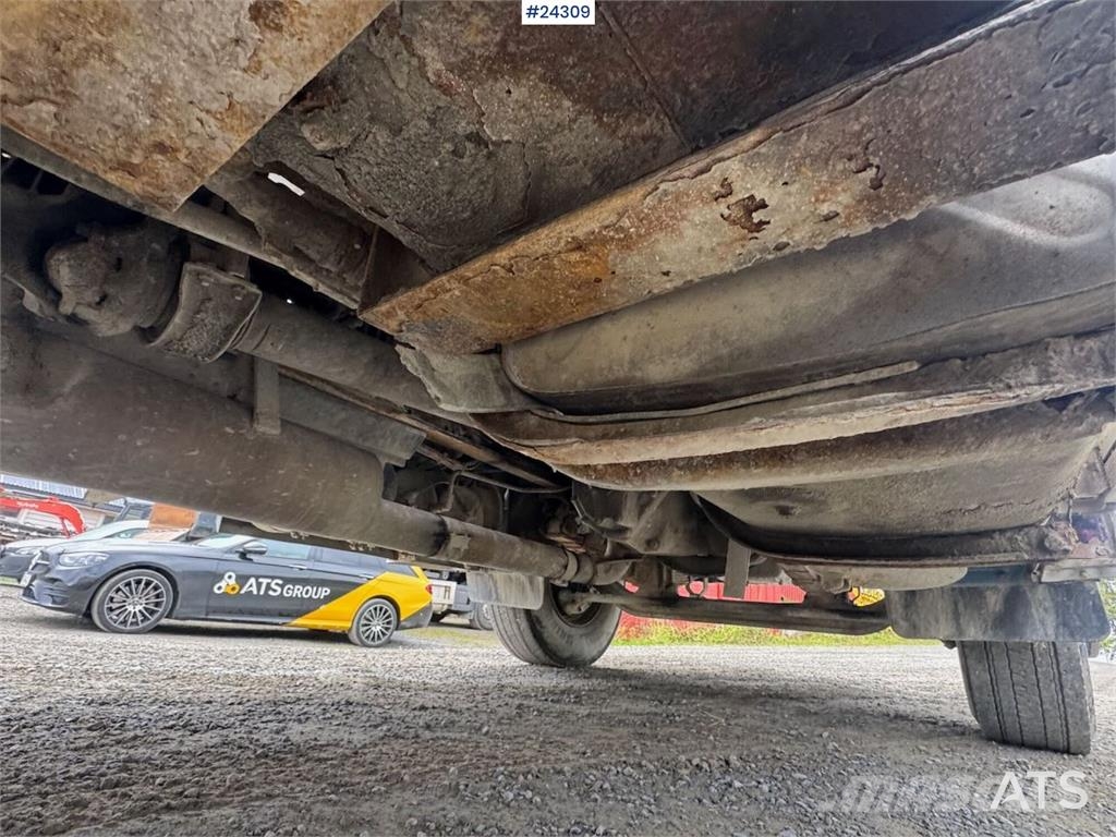 Scania T143 Cab-Over Truck – Veteran Camiones bañeras basculantes o volquetes