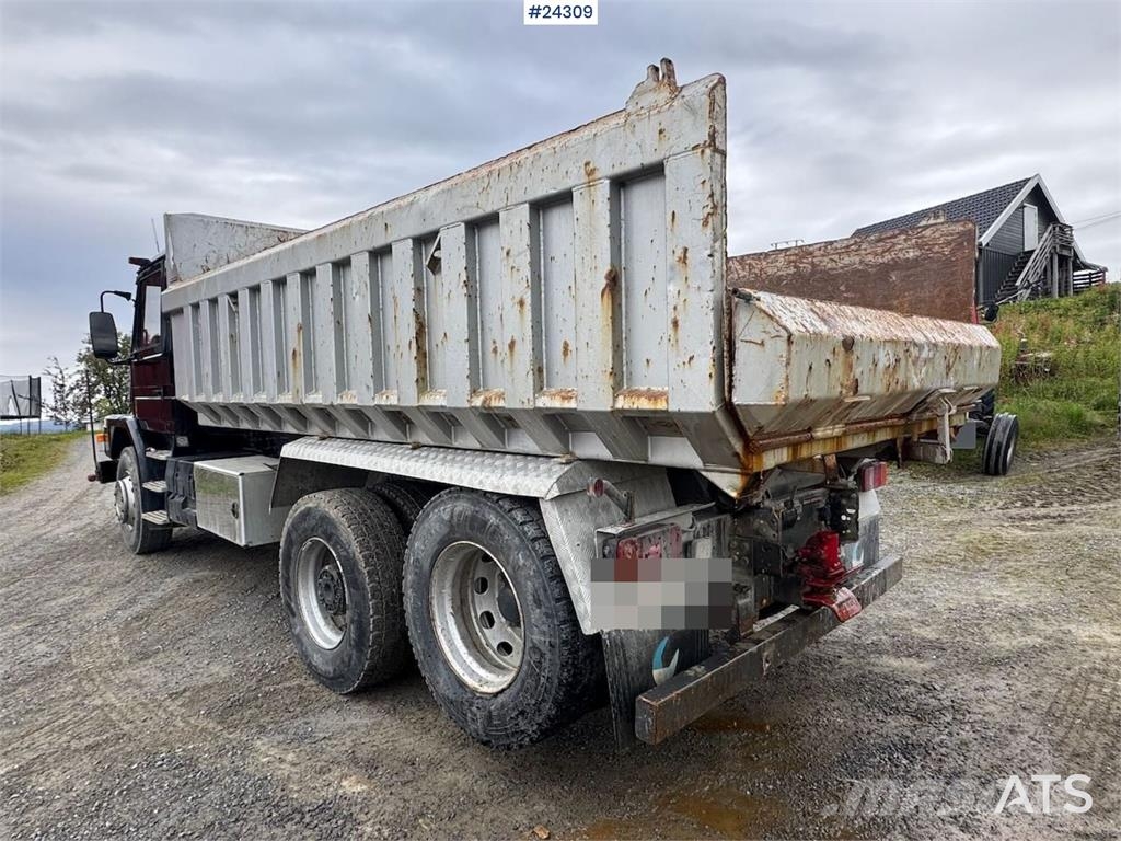 Scania T143 Cab-Over Truck – Veteran Camiones bañeras basculantes o volquetes