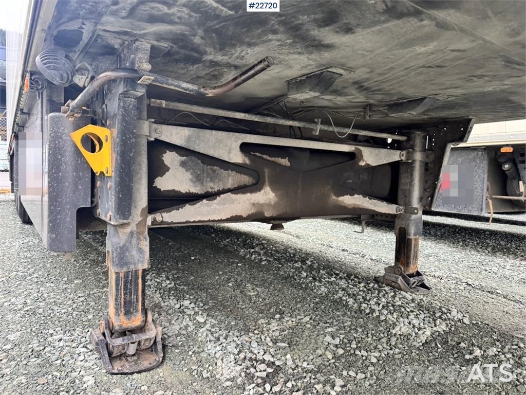 Schmitz refrigerated box semi-trailer – Several available! Autres semi remorques