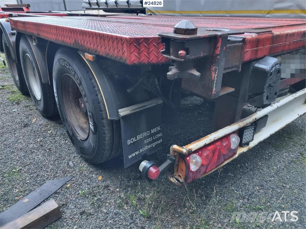 Schweriner 3 axle container chassis Andre hengere