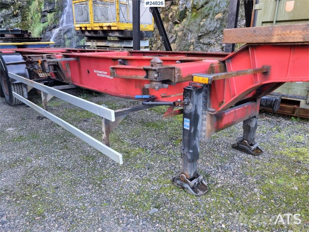 Schweriner 3 axle container chassis Andre hengere