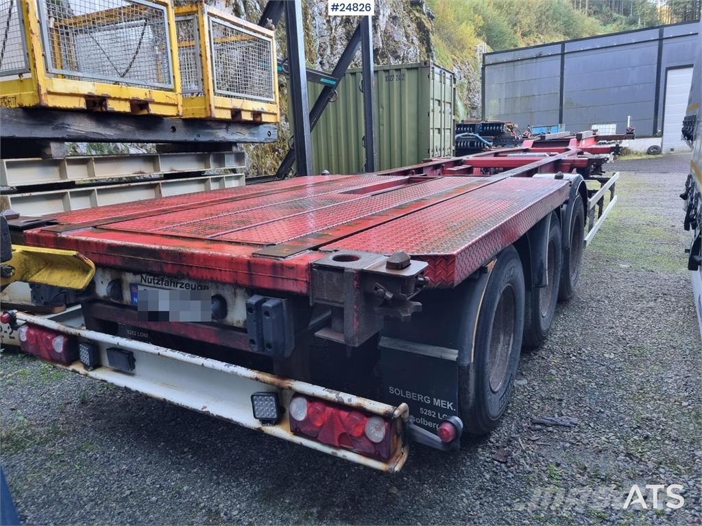 Schweriner 3 axle container chassis Andre hengere