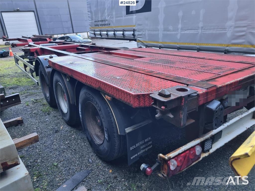Schweriner 3 axle container chassis Andre hengere