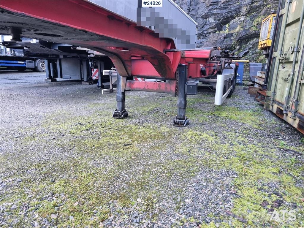 Schweriner 3 axle container chassis Andre hengere